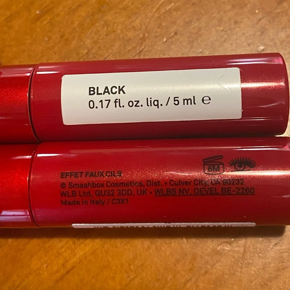 2 Smashbox Super Fan Mascaras